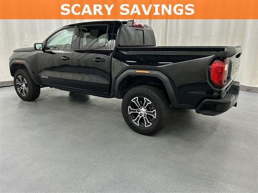 2023 GMC Canyon AT4