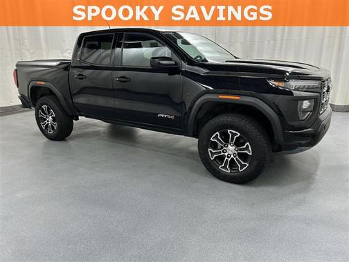 2023 GMC Canyon AT4
