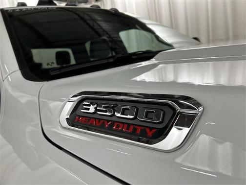 2024 RAM 3500 Big Horn Crew Cab 4x4 8' Box