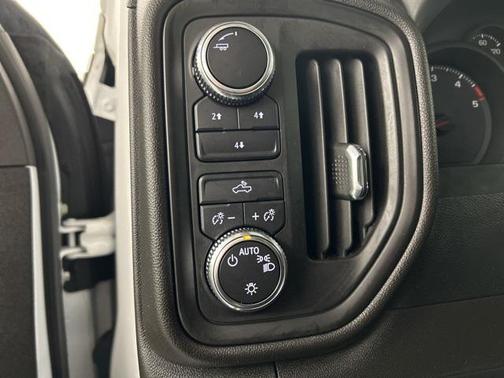 2023 GMC Sierra 3500 Base