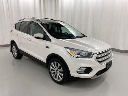 White Platinum Clearcoat Metallic 2018 Ford Escape Titanium