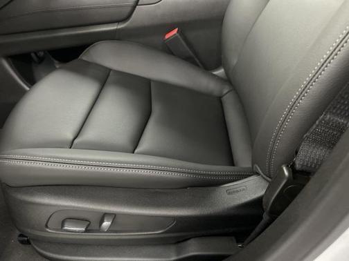 2025 Cadillac XT6 Luxury AWD