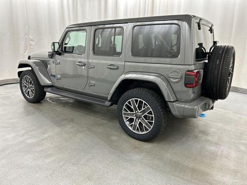 Sting-Gray Clearcoat 2022 Jeep Wrangler Unlimited 4xe Sahara High Altitude