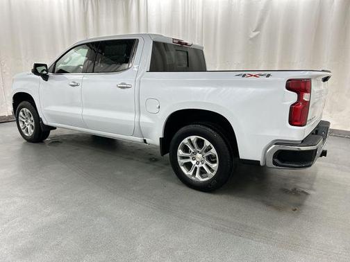 Polar White Tricoat 2026 Chevrolet Silverado 1500 LTZ