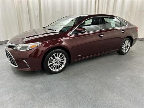 2018 Toyota Avalon Hybrid Limited