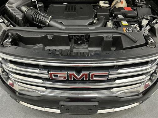 2022 GMC Acadia AWD SLT