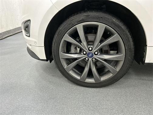 2018 Ford Edge Sport
