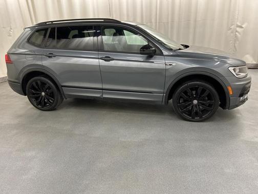 2020 Volkswagen Tiguan 2.0T SE R-Line Black 4MOTION