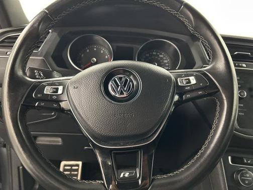 2020 Volkswagen Tiguan 2.0T SE R-Line Black 4MOTION