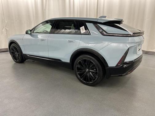 2025 Cadillac LYRIQ Sport w/1SJ