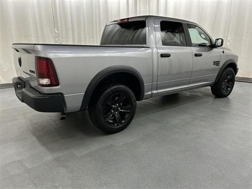 2024 RAM 1500 Classic Warlock Crew Cab 4x4 5'7' Box
