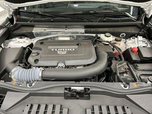 2025 Cadillac XT4 Sport