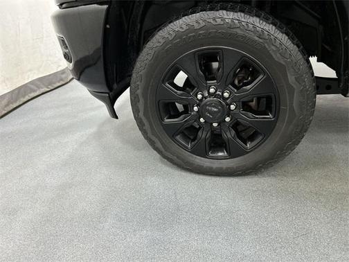 2022 RAM 3500 Limited Mega Cab 4x4 6'4' Box