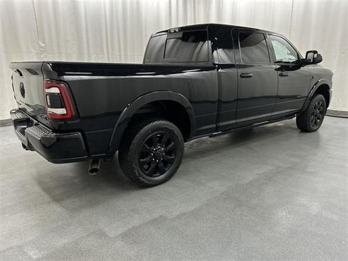 2022 RAM 3500 Limited Mega Cab 4x4 6'4' Box