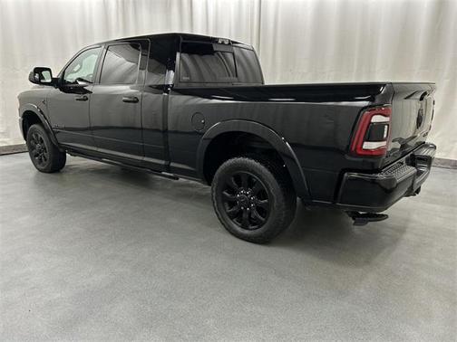 2022 RAM 3500 Limited Mega Cab 4x4 6'4' Box