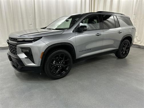 2025 Chevrolet Traverse RS