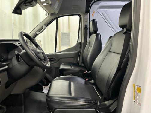 Oxford White 2024 Ford Transit-250 Base