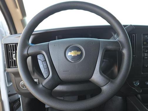 2025 Chevrolet Express 3500 RWD 3500 Regular Wheelbase WT