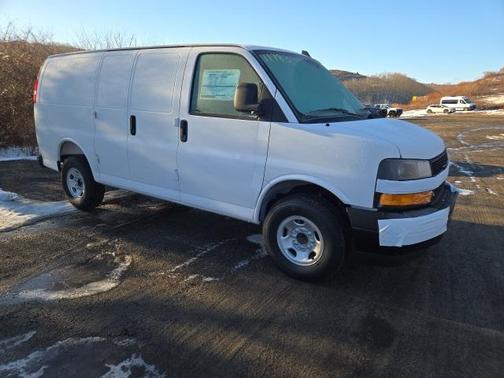 2025 Chevrolet Express 3500 RWD 3500 Regular Wheelbase WT