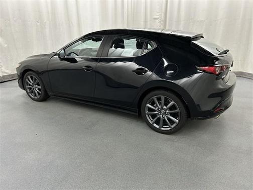 2022 Mazda Mazda3 FWD w/Preferred Package