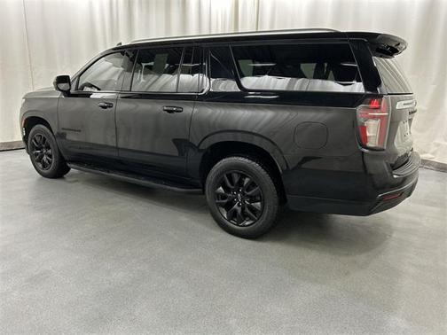 2022 Chevrolet Suburban LT