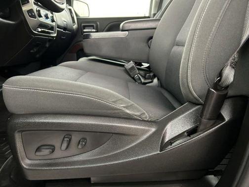 Onyx Black 2019 GMC Sierra 1500 SLE