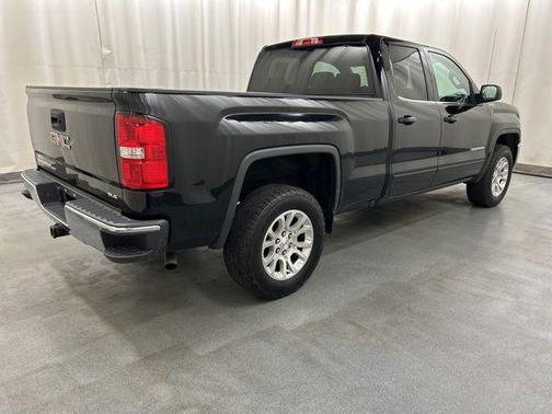 Onyx Black 2019 GMC Sierra 1500 SLE