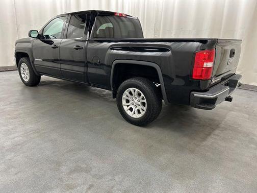 Onyx Black 2019 GMC Sierra 1500 SLE
