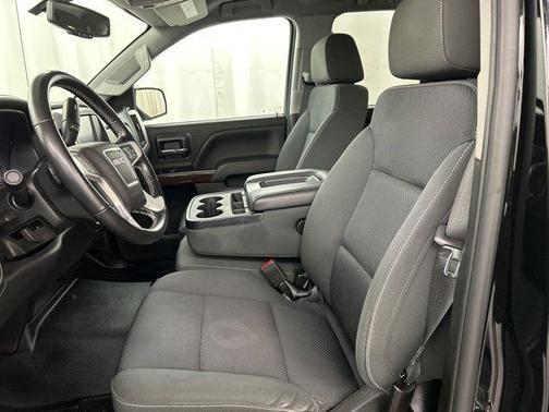 Onyx Black 2019 GMC Sierra 1500 SLE