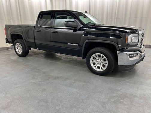 Onyx Black 2019 GMC Sierra 1500 SLE