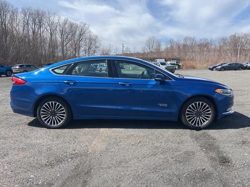 2017 Ford Fusion Energi SE Luxury