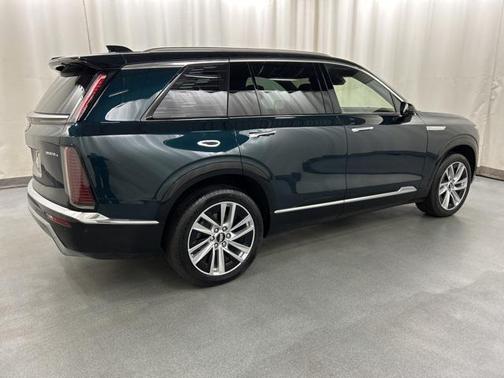 2026 Cadillac VISTIQ Luxury