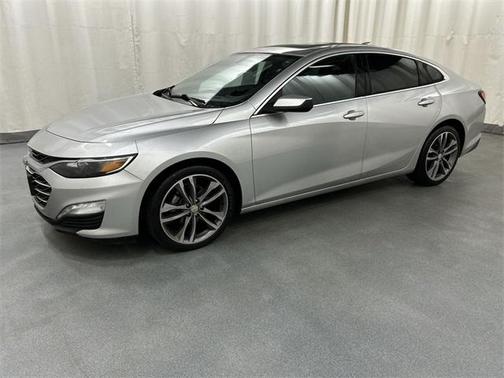 2022 Chevrolet Malibu FWD LT