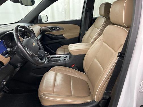 2022 Chevrolet Traverse Premier