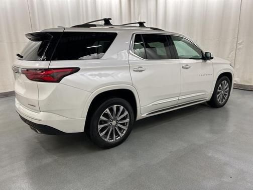2022 Chevrolet Traverse Premier