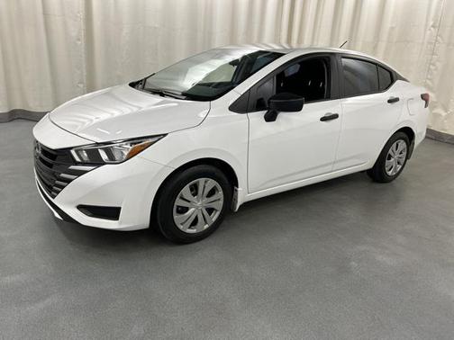 2024 Nissan Versa 1.6 S