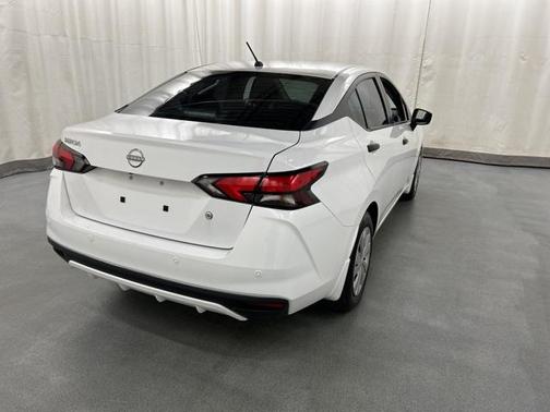 2024 Nissan Versa 1.6 S