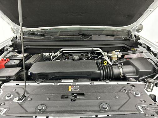 Summit White 2026 Chevrolet Colorado Z71