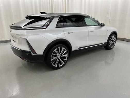 2025 Cadillac LYRIQ Luxury