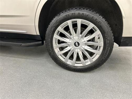 2022 Cadillac Escalade Premium Luxury