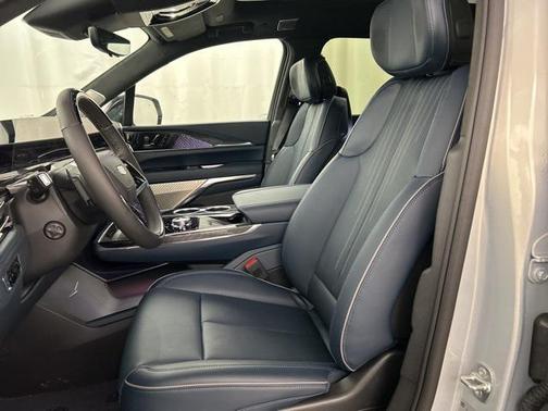 2025 Cadillac Escalade Luxury