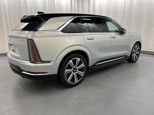 2025 Cadillac Escalade Luxury