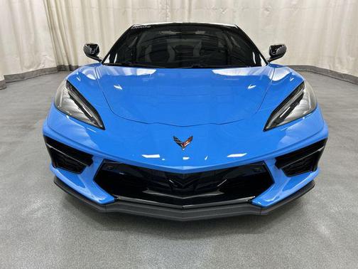 Rapid Blue 2022 Chevrolet Corvette Stingray w/3LT