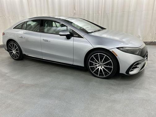 Cirrus Silver Metallic 2023 Mercedes-Benz EQS 450 4MATIC