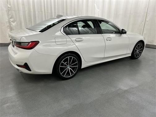 2019 BMW 330 xDrive