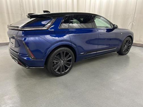 2026 Cadillac LYRIQ V-Series w/1SM