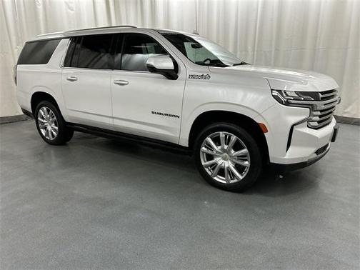 2022 Chevrolet Suburban 4WD High Country
