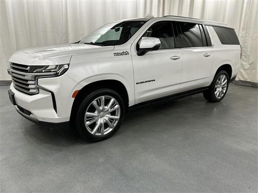 2022 Chevrolet Suburban 4WD High Country