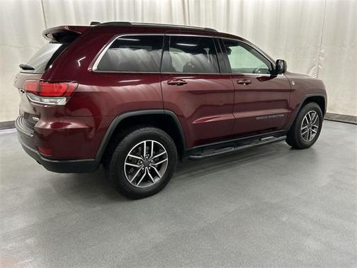 2020 Jeep Grand Cherokee Laredo