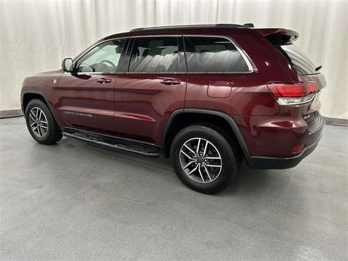 2020 Jeep Grand Cherokee Laredo